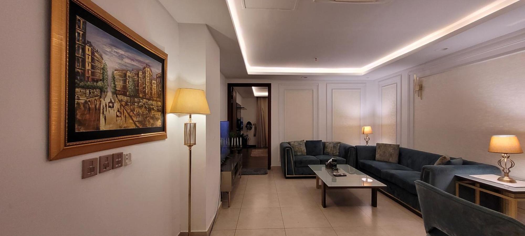 Goldcrest Luxury Apartments Lahore Exterior foto